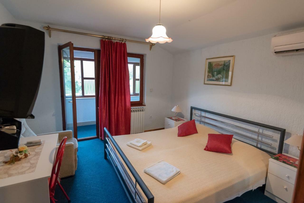 Dianaville Banjole Buitenkant foto